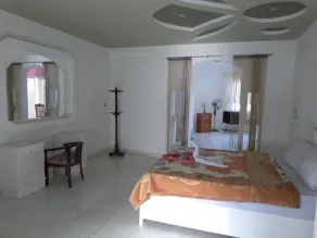 Spring Hotel Luxor - Zimmer
