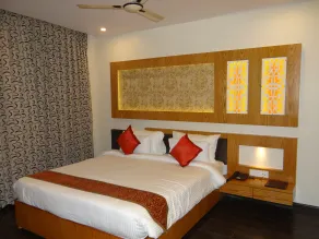 Hotel Tridev - Room