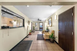 Americas Best Value Inn Decatur - Hall
