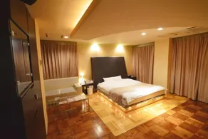 HOTEL LET'S - Room