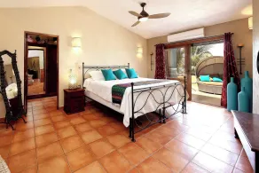 Private 4-Story Oceanside Luxury Vacation Home with 5-Star Personal Concierge - Zimmer