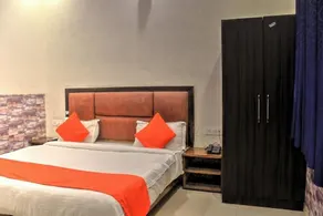 HOTEL HILL VIEW - Room