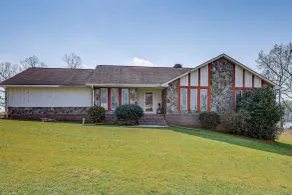 Waterfront Home w/ Views on Bear Creek Reservoir! - Interior