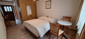 Sharma's Hotel - Værelse