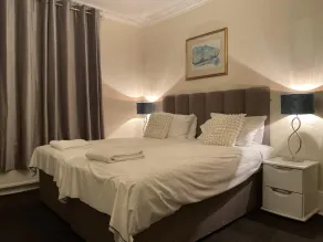 Black Lion - Room