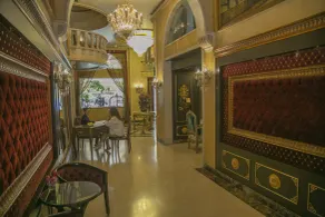 Queens Suite Hotel - Reception