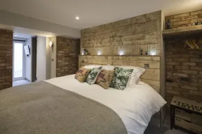 One Broad Street - Room