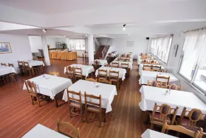 City Hotel - Restaurant