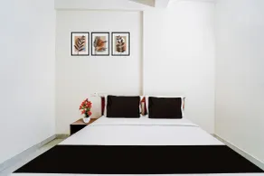 Super Collection O RS Puram North Railway Station Formerly RG Residency - Chambre
