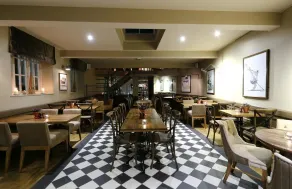 The Loopy Shrew - Restaurant