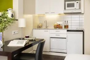 Citadines Sainte-Catherine Brussels - Room