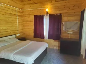 Wild Monk Jungle Retreat - Dandeli - Rom