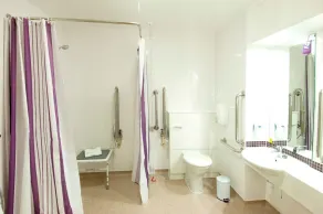 Premier Inn Doncaster Central - Baño