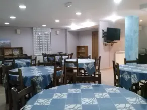 Albergue Turístico Rio Aragon - Restaurant