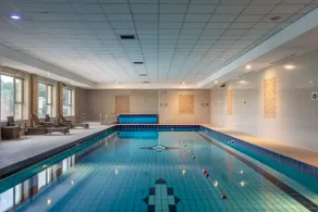 Canal Court - Pool