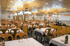 Yomo Eureka - Restaurant