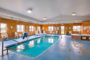 Quality Inn York - Piscine