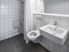 B&B Hotel Offenbach-Kaiserlei - Bagno