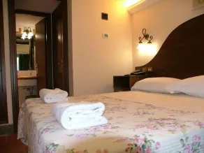 Hotel OKAPI - Zimmer