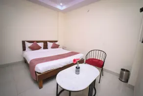 Raj Residency - Chambre