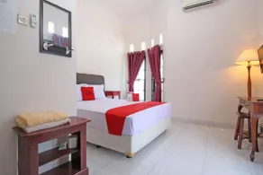 RedDoorz near UMY Yogyakarta - Room