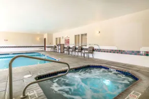 Comfort Suites Yakima - Piscine