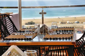 BLUE WAVE LODGE  - Restaurant