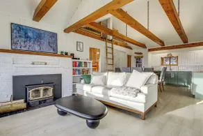 Private 3-acre Beach! Family Retreat in Freeland - Innenbereich