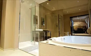 Munstone House - Baño