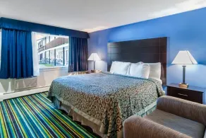 Beacon Inn & Suites - Chambre