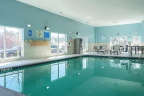Holiday Inn Express Hotel & Suites Lake Zurich-Barrington by IHG - Piscine