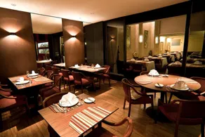 Alta Reggia Plaza Hotel - Restaurant