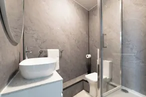Citysteps Hotels Newcastle West - Bathroom