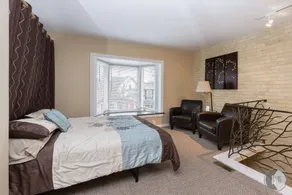 Sandals - Room