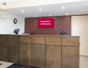 Red Roof Inn Bloomington - Normal/University - Réception