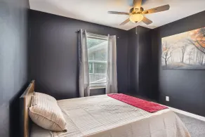'heaven on the Hill' Retreat w/ Deck + Gas Grill! - Room
