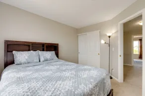 Spacious Aurora Home: 20 Mi to Downtown Denver! - Interiör