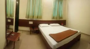 Hotel Rajdeep - Camera