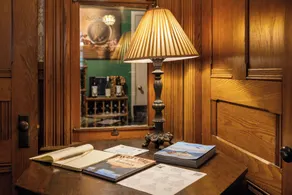 Rockwell Falls Inn and Wine Bar - Rezeption