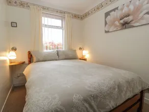 Blorenge - Room