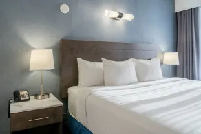 Red Carpet Inn - Chambre