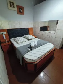 Hotel Anoitecer - 100 metros metrô Carandiru, 700 metros Rodoviária do Tietê, 900 metros Aeroporto Campo de Marte, 1,4 km Expor center norte, 1,8 km Distrito do anhembi! Oferecemos como cortesia café da manhã e estacionamento! - Habitación