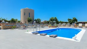 Monolithia - Piscine