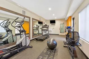 La Quinta by Wyndham NE Long Beach/Cypress - Salle de remise en forme