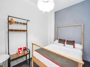 OYO Ruzafa Guesthouse - Zimmer