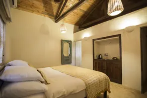 Anahata Retreat Beach Front Resort - Room
