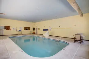 Holiday Inn Express Columbus South - Obetz by IHG - Piscine