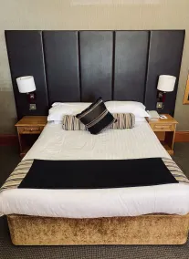 The Dutch Mill Hotel - Chambre