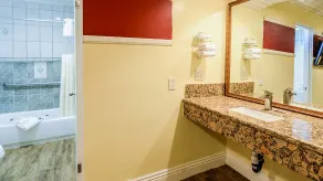 Aqua Venture Inn - Baño