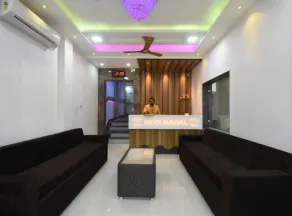 Via Moti Mahal - Nr. Sarnath Museum - Reception